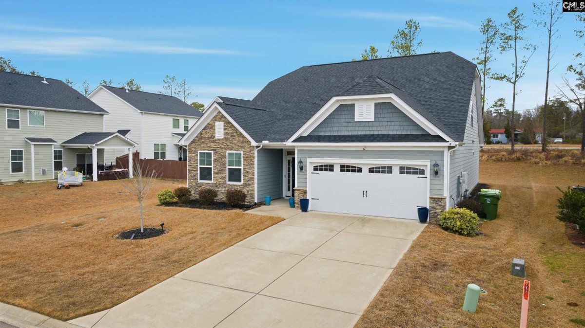 Sadarriel's tweet photo. 215 Falling Leaves Lane, Blythewood, SC 29016 just hit the market!
Take a look at this awesome space: https://t.co/FiIV6jf7O1 https://t.co/wQlpECih1a