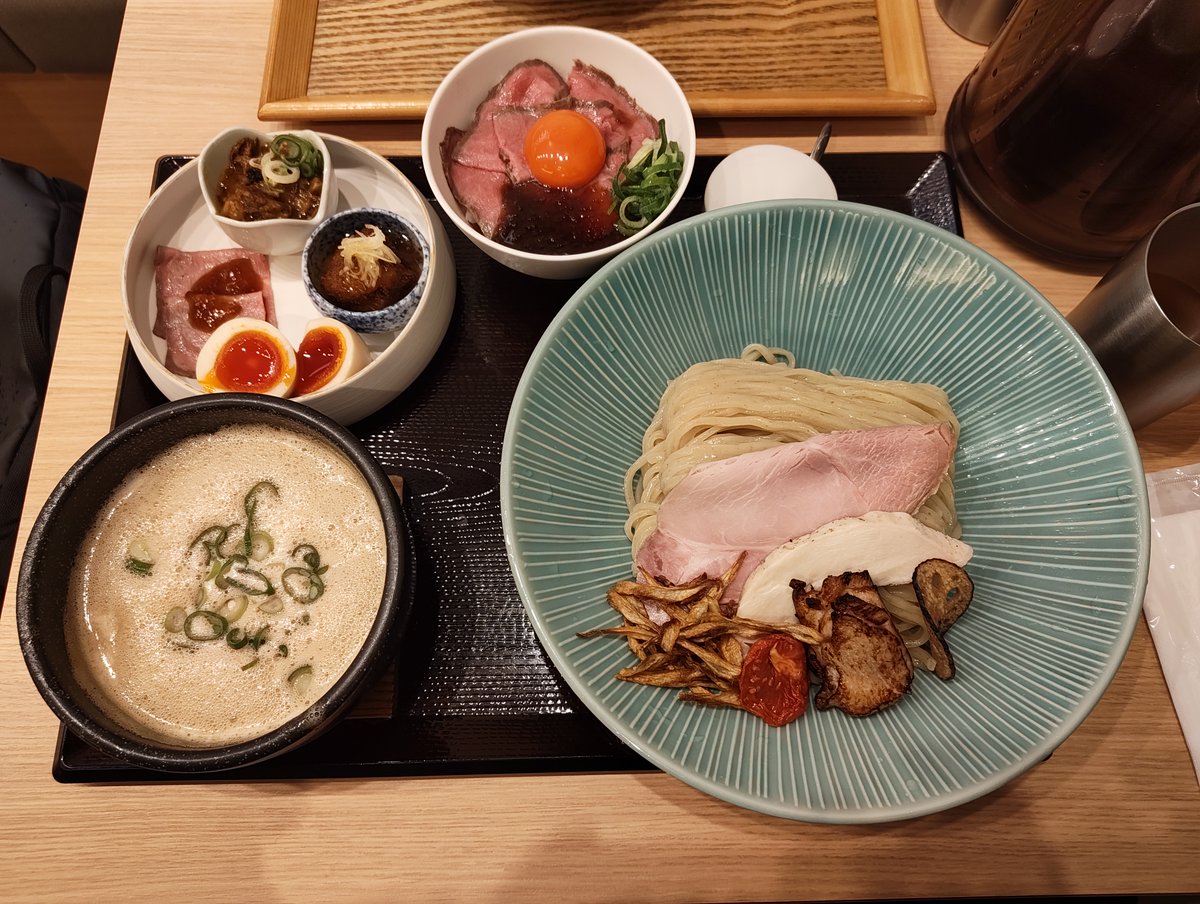 nnhoooooo's tweet photo. 死ぬまでに行きたかった麺、うますぎて無理泣いた
柳橋さんりょう 名古屋 https://t.co/d6Ai3asQ03