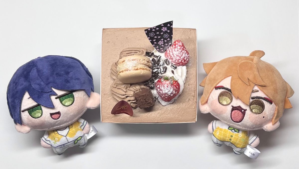 ガクくん、剣持、デビュー8周年記念おめでとうございます！🎉
でっかい祝い心🎂

#伏見ガク8周年
#剣持刀也8周年