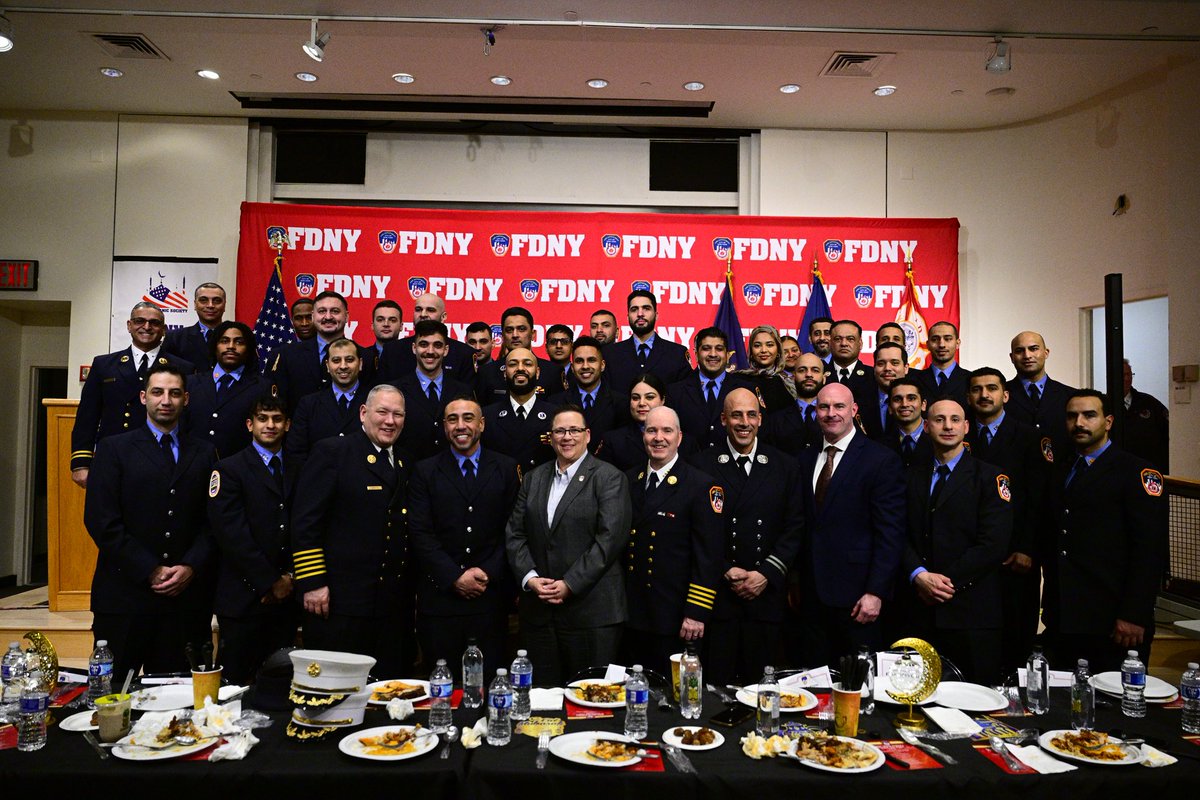 FDNY tweet media