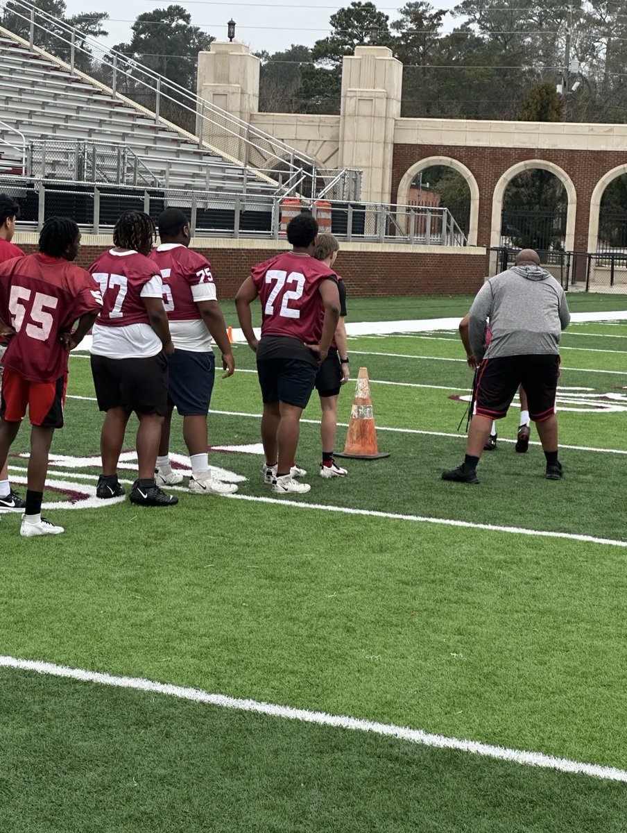 Coach Nesbit tweet media