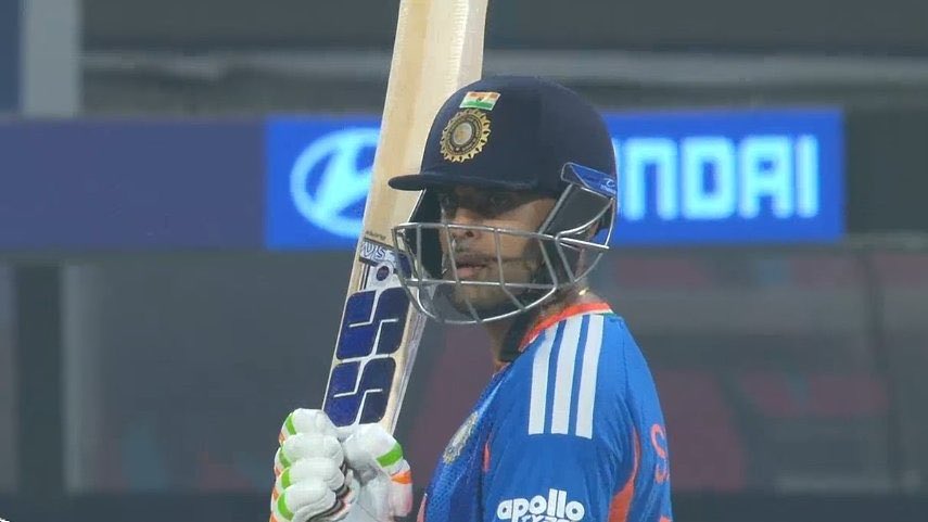 JayShukla08's tweet photo. सूर्या भाऊ आए, सूर्या भाऊ गए..

As expected from the captain @surya_14kumar 🤡

Aise hi team ko lead from the front karna hai bhau.. keep it UP 👍🏻 

Aap bas reel banao Man of the match ke Sath performance ke liye baki players hain na 

#INDvsENG #T20WC2026 #SuryakumarYadav https://t.co/AZCUcRHtPY
