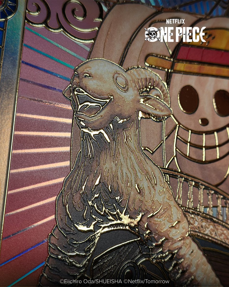 Displate tweet media