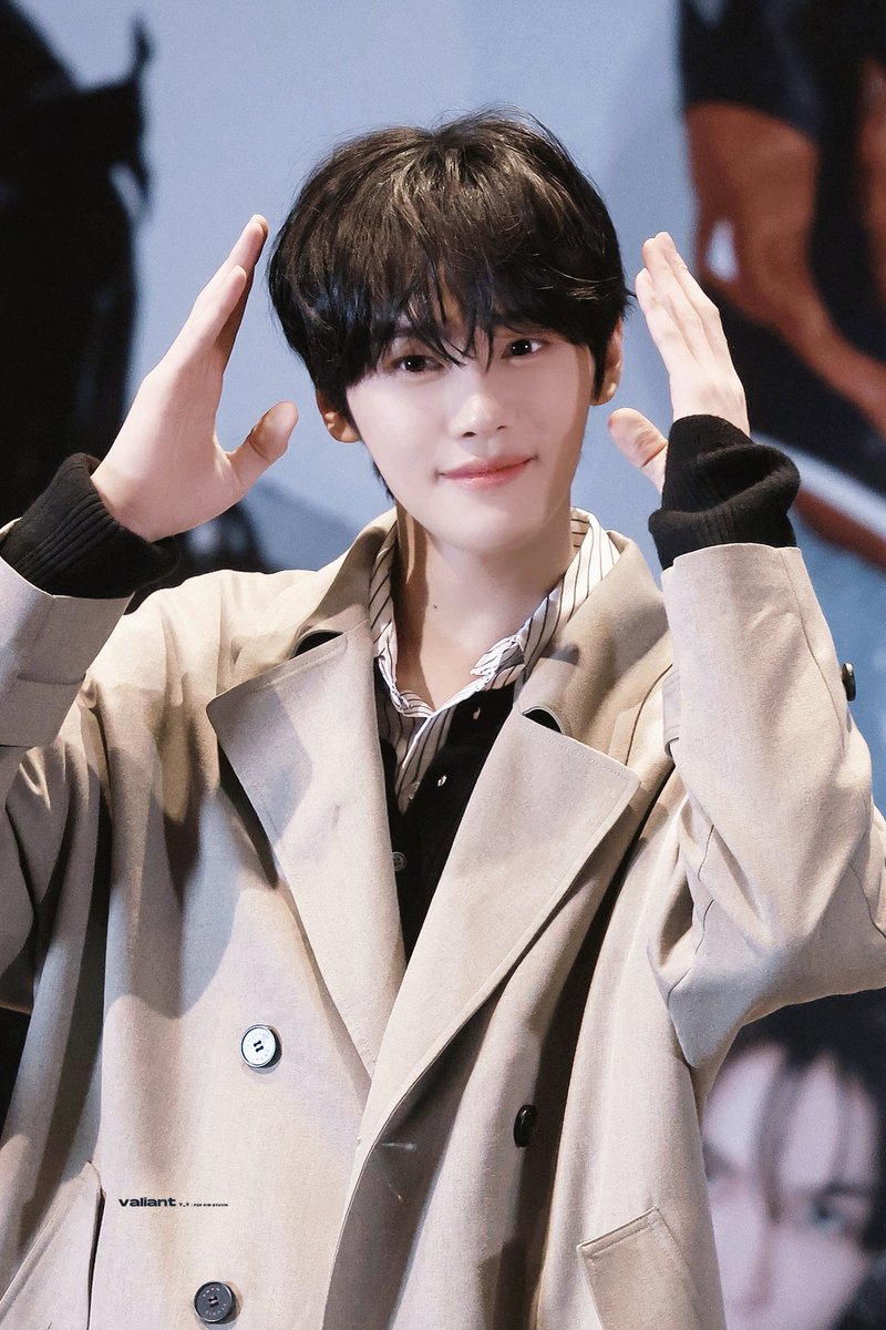 𝙑𝙖𝙡𝙞𝙖𝙣𝙩. tweet media