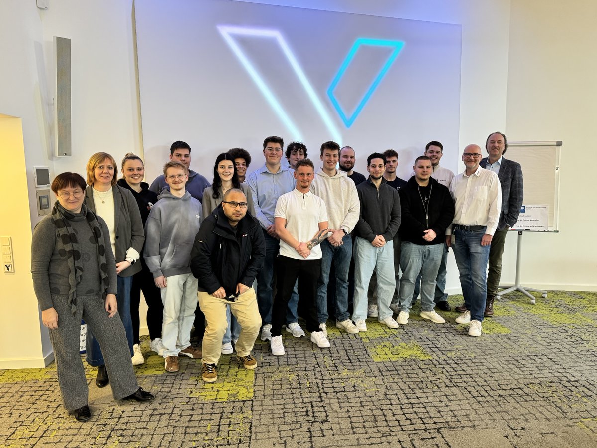 YNCORIS tweet media