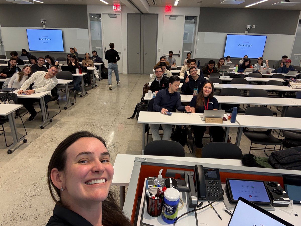 Rachel Mayer tweet media