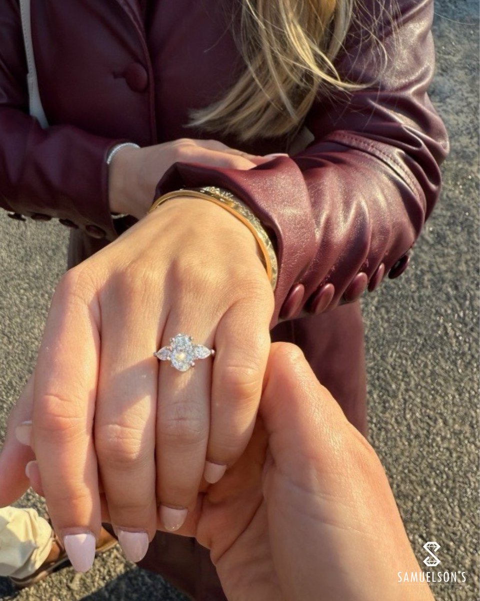 Perfect location ✔️
Photographer ready ✔️
Perfect couple ✔️

Congratulations to Pruitt and Lily on your engagement in Central Park! 💍✨ We’re so honored to have helped you find the perfect diamond ring for such a special moment.
