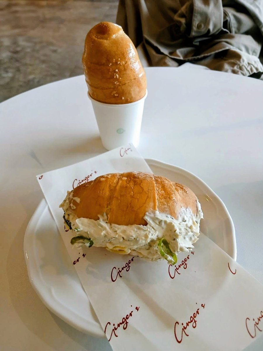 Zucchin1 tweet media