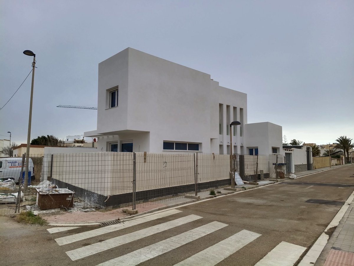 garcam2's tweet photo. Visitando #Obra de #Vivienda #Unifamiliar en #cabodegata
#Detalles
Dirección facultativa.
#GARCAM taller de #Arquitectura
#Visitadeobra https://t.co/EYmY44yDYn