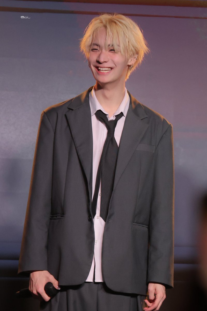 ዘልየየሃ ዪልሠዘሃሁክ ዕልሃ

#RAWHYUN #로현
#NTX #엔티엑스