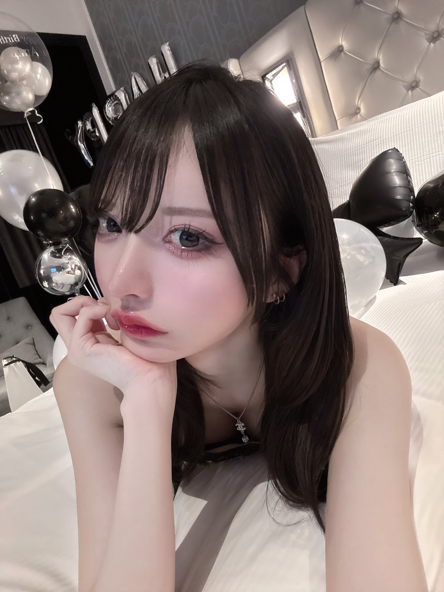 亜美菜 tweet media