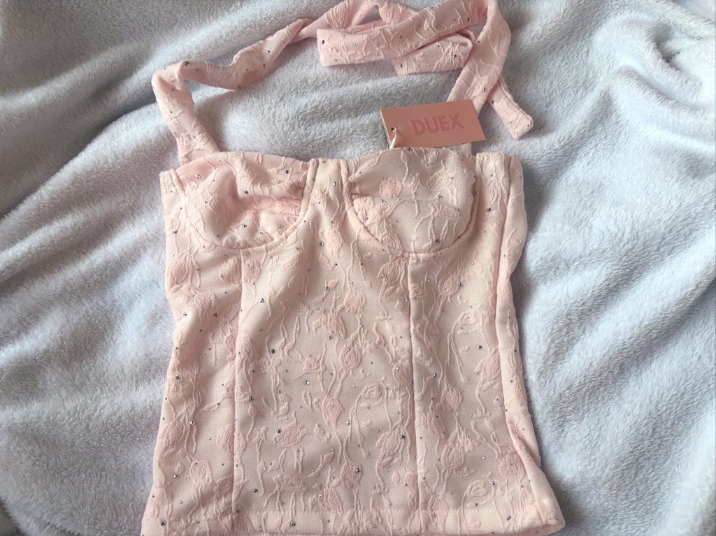 zerose_r's tweet photo. Duex ซื้อมาผิด size xs 28-31
💕300 รวมส่ง / dm
#เสื้อผ้ามือสองสภาพดี #ส่งต่อเสื้อผ้ามือสอง #โล๊ะตู้ #เสื้อผ้ามือสอง #ส่งต่อduexstudio #ส่งต่อcintage #ส่งต่อstylist #เสื้อมือสอง #ส่งต่อเสื้อผ้า https://t.co/HTq63AdVtR