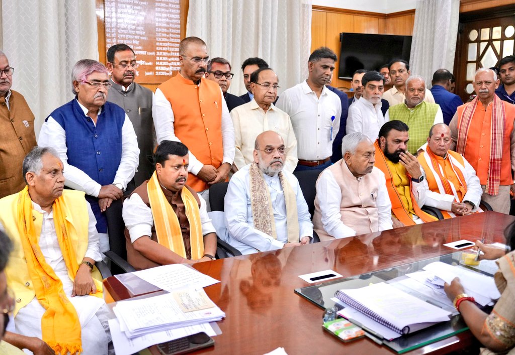 गौरवशाली इतिहास, समृद्ध सांस्कृतिक परंपरा और ज्ञान की प्राचीन धरा बिहार से राष्ट्रीय जनतांत्रिक गठबंधन (एनडीए) के प्रत्याशी के रूप में राज्यसभा के लिए नामांकन पत्र प्रस्तुत करने का सौभाग्य प्राप्त हुआ।

आदरणीय प्रधानमंत्री श्री <a href="/narendramodi/">Narendra Modi</a> जी के नेतृत्व में देश जिस गति से