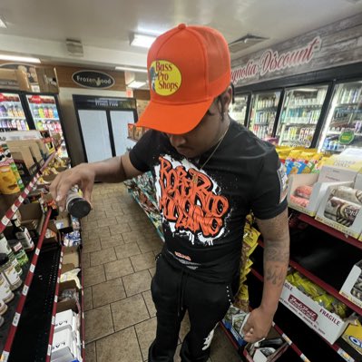 UpTownKJay's tweet photo. #NewProfilePic https://t.co/sr8td0VbT9
