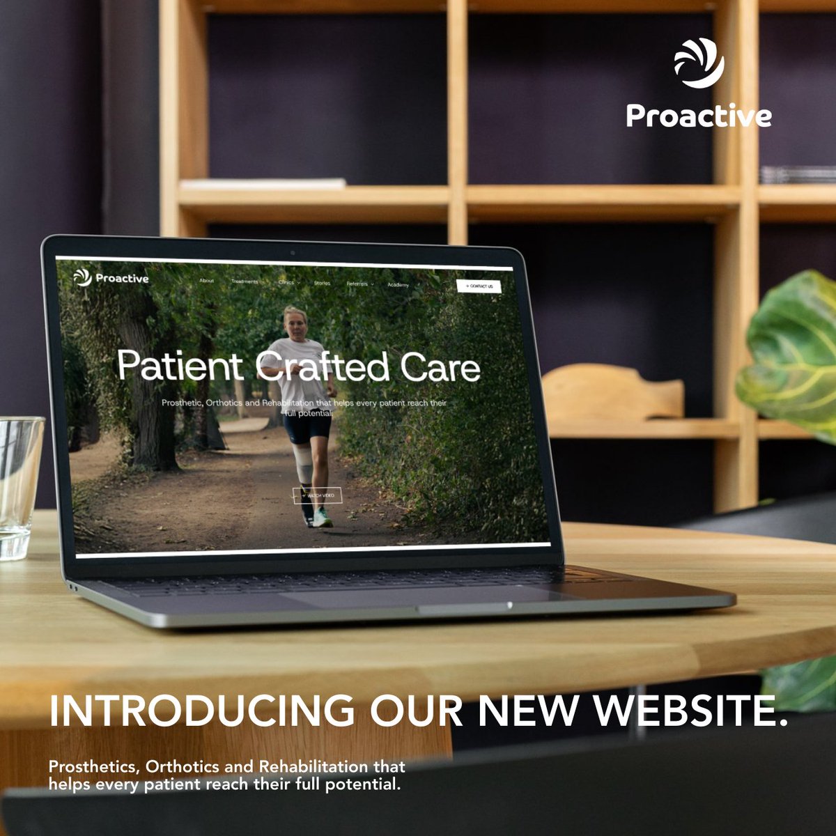 Proactive tweet media