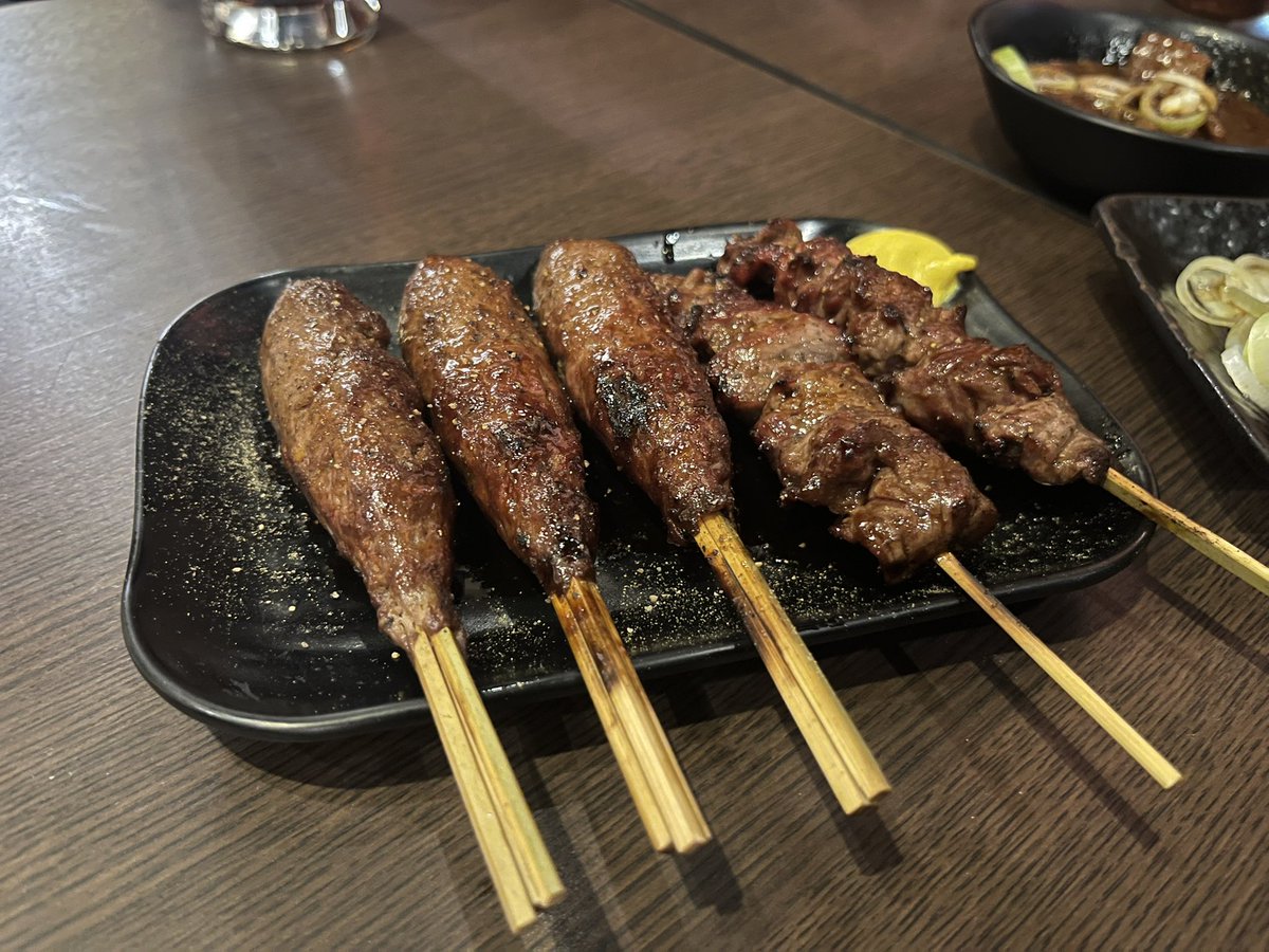 _MrSumifam's tweet photo. ［じゃあつく］のあの居酒屋さん！9割のお客さんがコークハイを頼む異様な空間
#日常垢 https://t.co/EXb3dw5XCN