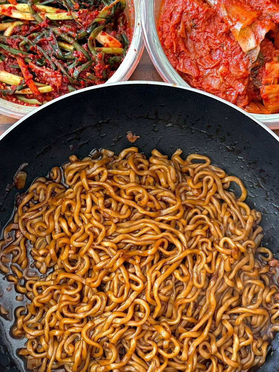 침고임 tweet media