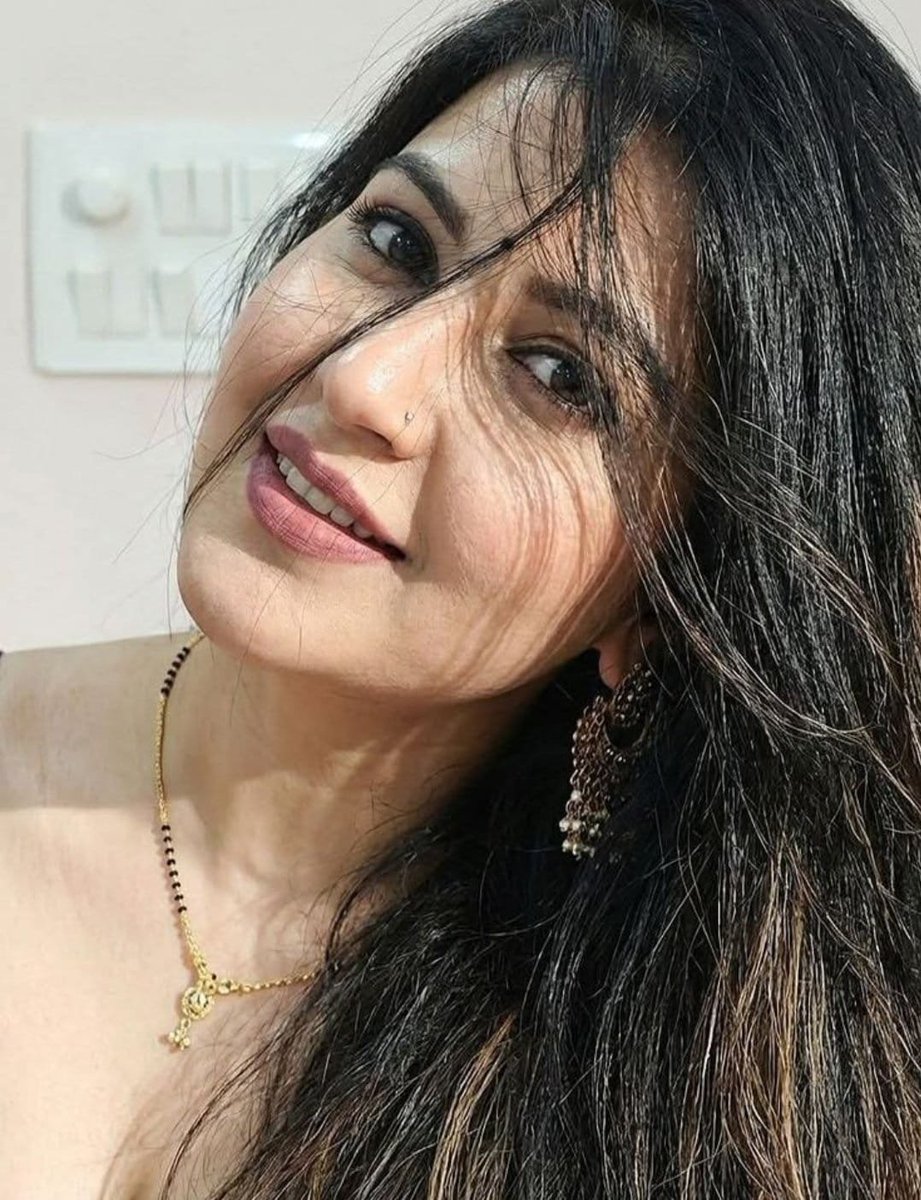Nisha Sharma tweet media