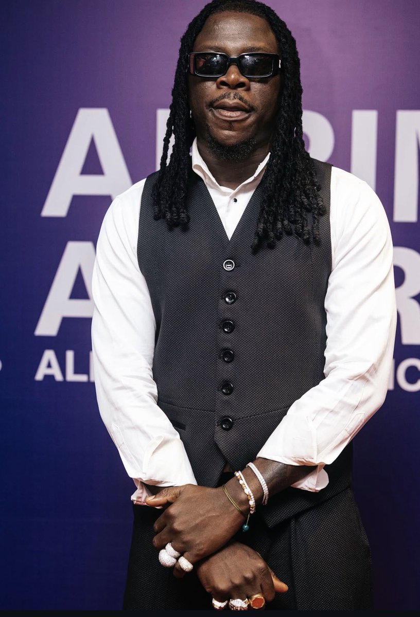 Happy earth day <a href="/stonebwoy/">THE TORCHER</a> Live up Novi ❤️❤️❤️❤️