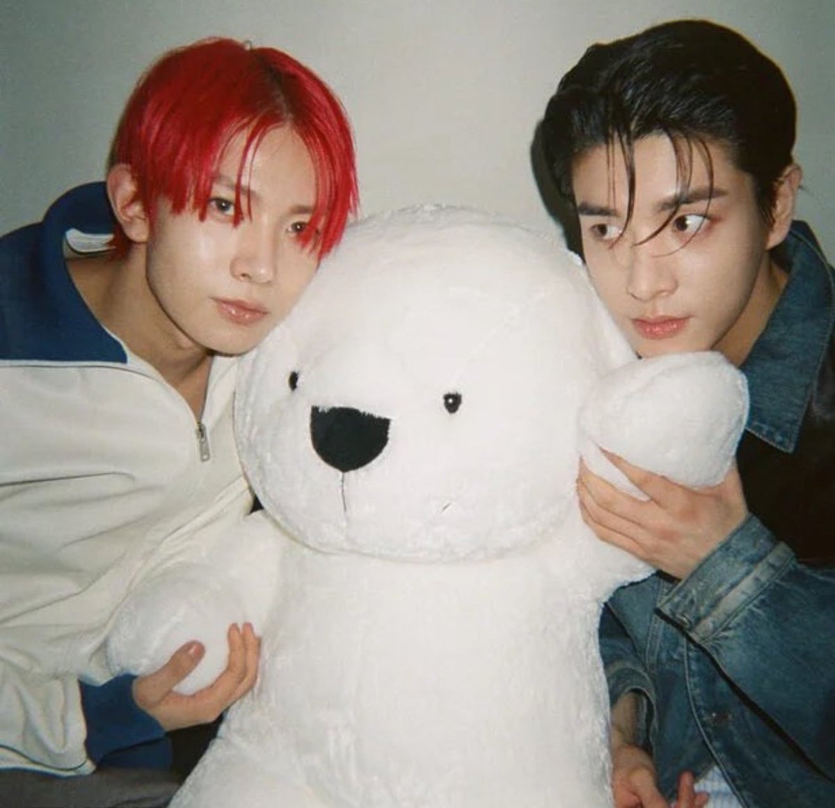 HSNGLOUVRE's tweet photo. RAMYEONZ. https://t.co/kXVGLUgxri