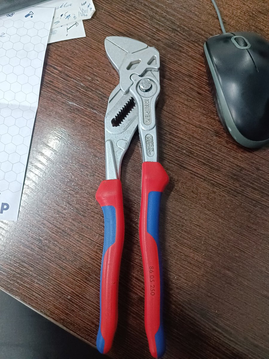 Андрей Рылик tweet media