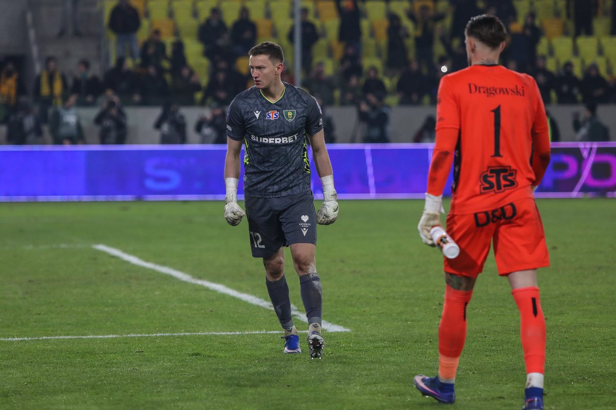 Rafał Strączek tweet media