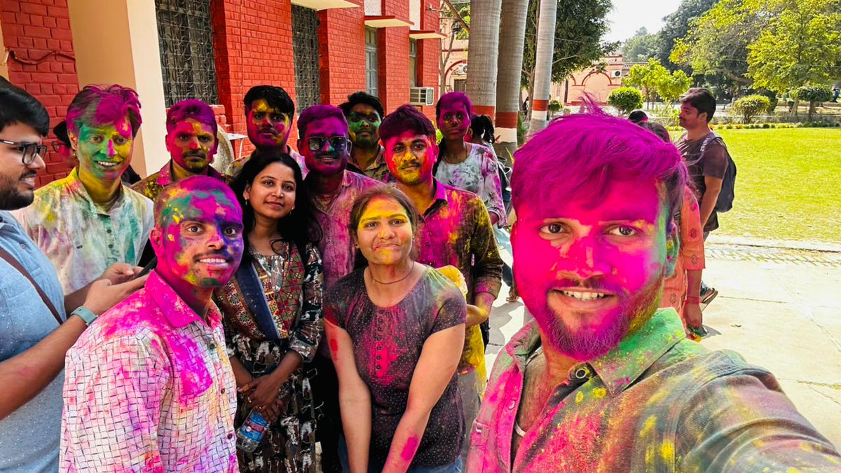 km293170's tweet photo. Last semester holi celebrations 
Ancient history department university of allahabad 2026 https://t.co/bp3kaaZ3zJ