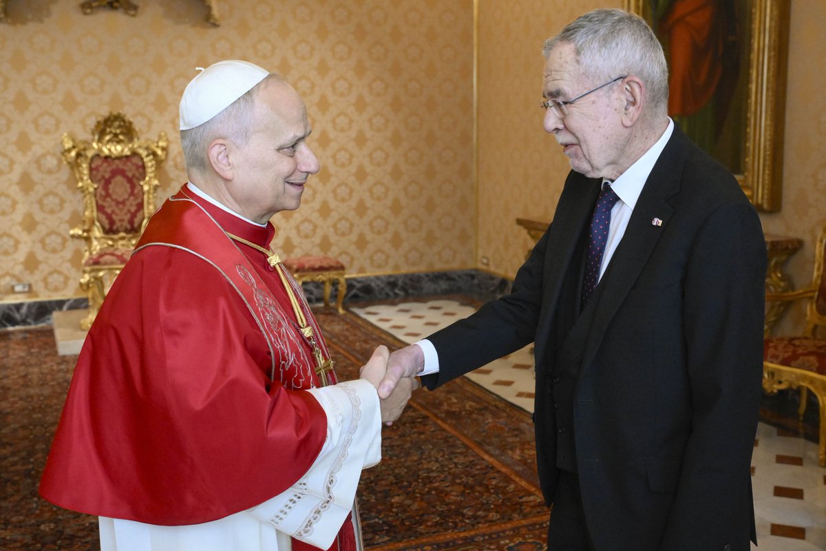 Alexander Van der Bellen tweet media