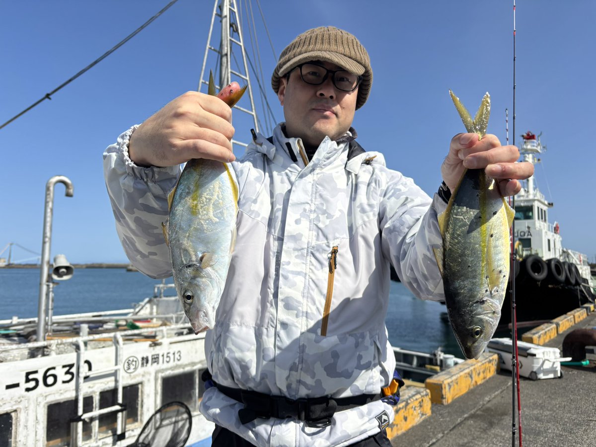 今日はシマアジ五目便でした！
シマアジ、真鯛、イサキ、黒鯛、メジナなど各時合あり！3キロの乗っ込み真鯛も👍