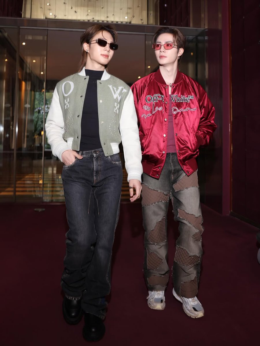 ZeePruk_OFC's tweet photo. [ IG : domunditv ]

Paris just got a lot more iconic! ✨

A masterclass in style from Zee and NuNew at the Off-White™
PARIS FASHION WEEK 2026 as they redefine streetwear in the heart of Paris.

ZEENUNEW IN PARIS FW26
#OffWhitexZeeNunew
#OffWhiteFW26
#PFW2026

@OffWht #OffWhite
@zee_pruk #ZeePruk