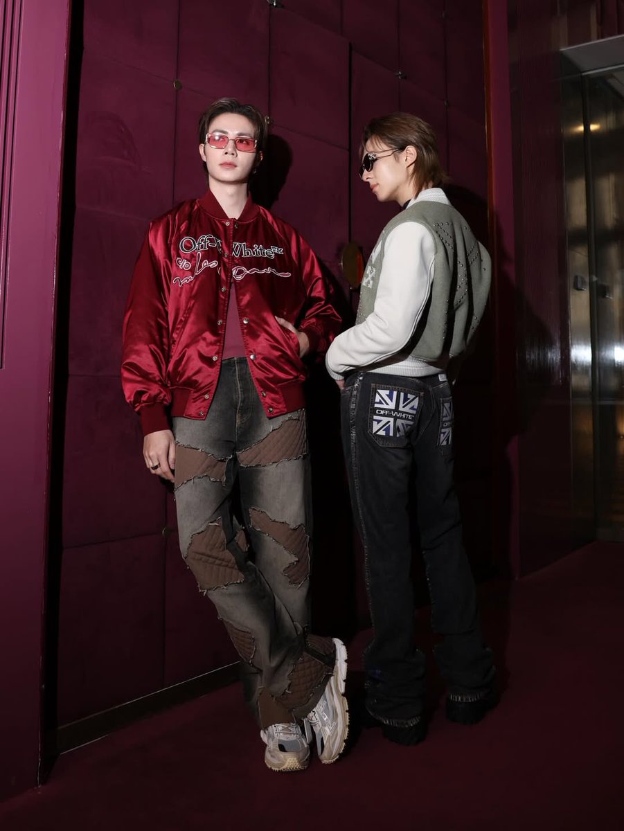 ZeePruk_OFC's tweet photo. [ IG : domunditv ]

Paris just got a lot more iconic! ✨

A masterclass in style from Zee and NuNew at the Off-White™
PARIS FASHION WEEK 2026 as they redefine streetwear in the heart of Paris.

ZEENUNEW IN PARIS FW26
#OffWhitexZeeNunew
#OffWhiteFW26
#PFW2026

@OffWht #OffWhite
@zee_pruk #ZeePruk