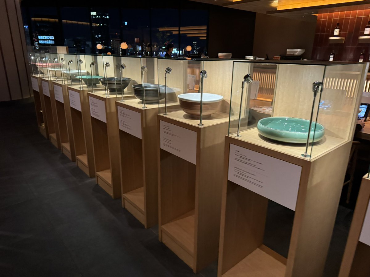 うどん食べに行こうと誘ってもらい、ホイホイ付いてったら博物館みたい