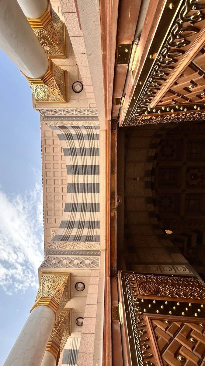 a19kh1's tweet photo. يا ربِّ سُكنى المدينةِ ومجاورةَ الخليلِ ﷺ ودفنةً بالبقيعِ بقربهِ وبينَ صحبِهِ 🌧️🤲🏻. https://t.co/1Byboi0gL9
