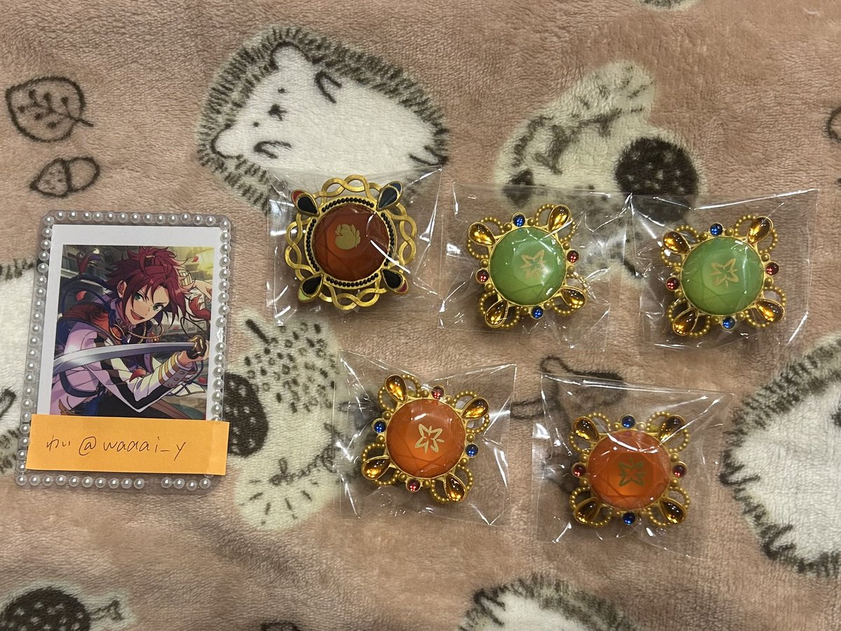 waaai__y's tweet photo. 【交換】 あんスタ リンライ リングライト

求⇒真緒

譲⇒凪砂 真 スバル

3/16現地手渡しor郵送

お気軽にお声掛けください🙌🏻 https://t.co/ARZU1VMLo9