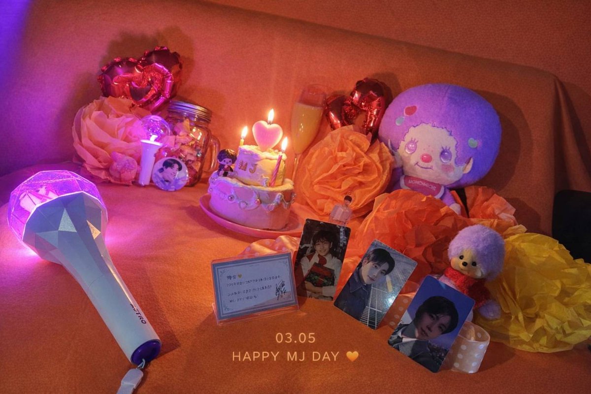 qa_chii's tweet photo. ミョンジュンおめでとう🎂
また日本🇯🇵にきてね💓
#HAPPYMJDAY #엠제이
#아스트로 #ASTRO https://t.co/VLIqRjpM6W