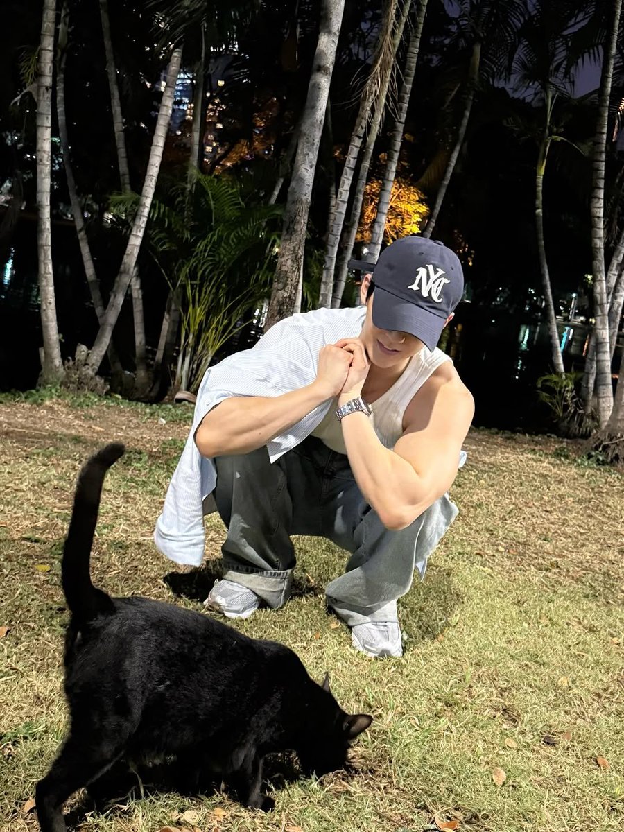 29x22zip's tweet photo. 260305
🐿 인스타

🐈‍⬛와 🐿이 https://t.co/TBaUxl0qMX