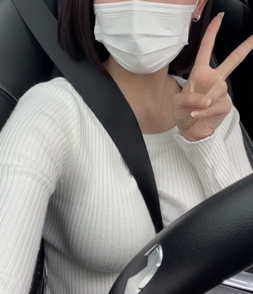 さやか tweet media