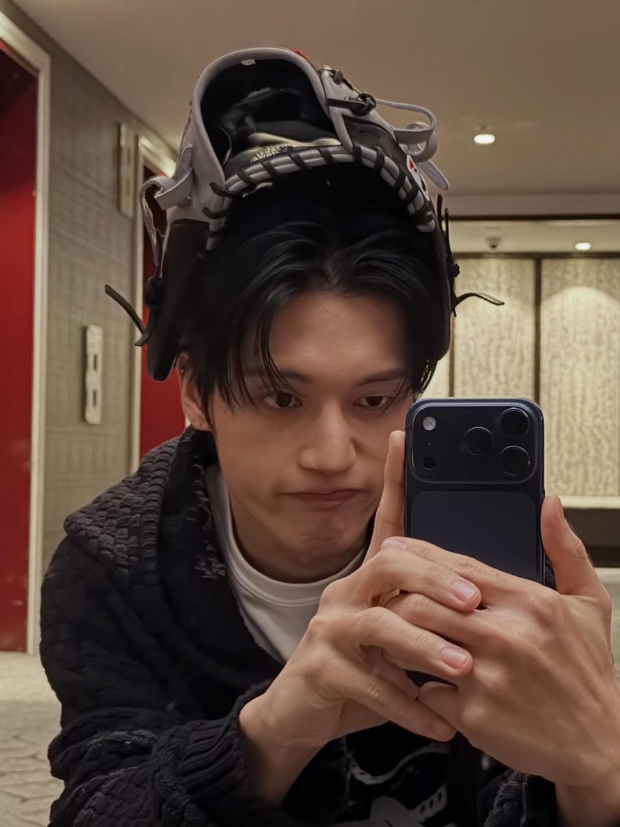 ATEEZUD's tweet photo. [📷] 260305 IG: WOOYOUNG

"Aussie! Aussie! Asuuie!"

https://t.co/XlYWOYvOIl
#ATEEZ #에이티즈 #WOOYOUNG @ATEEZofficial https://t.co/z5kq06RvCm