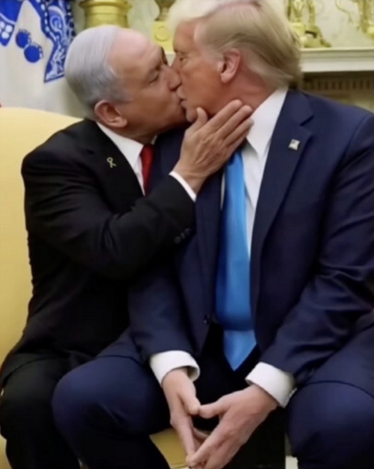 Entinode's tweet photo. @MedvedevRussiaE Can't you feel the love tonight, Medvedev? https://t.co/xplTMXlLUT