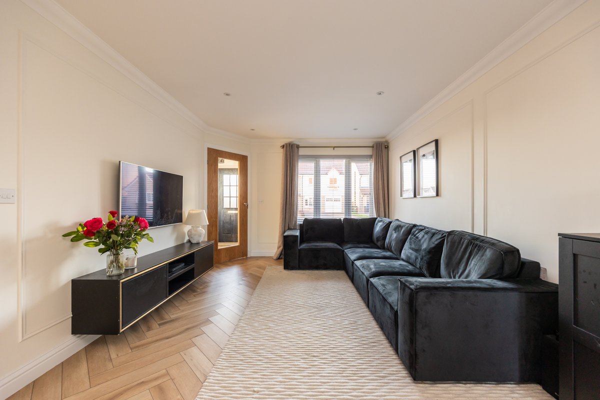 Neilsons Solicitors and Estate Agents tweet media