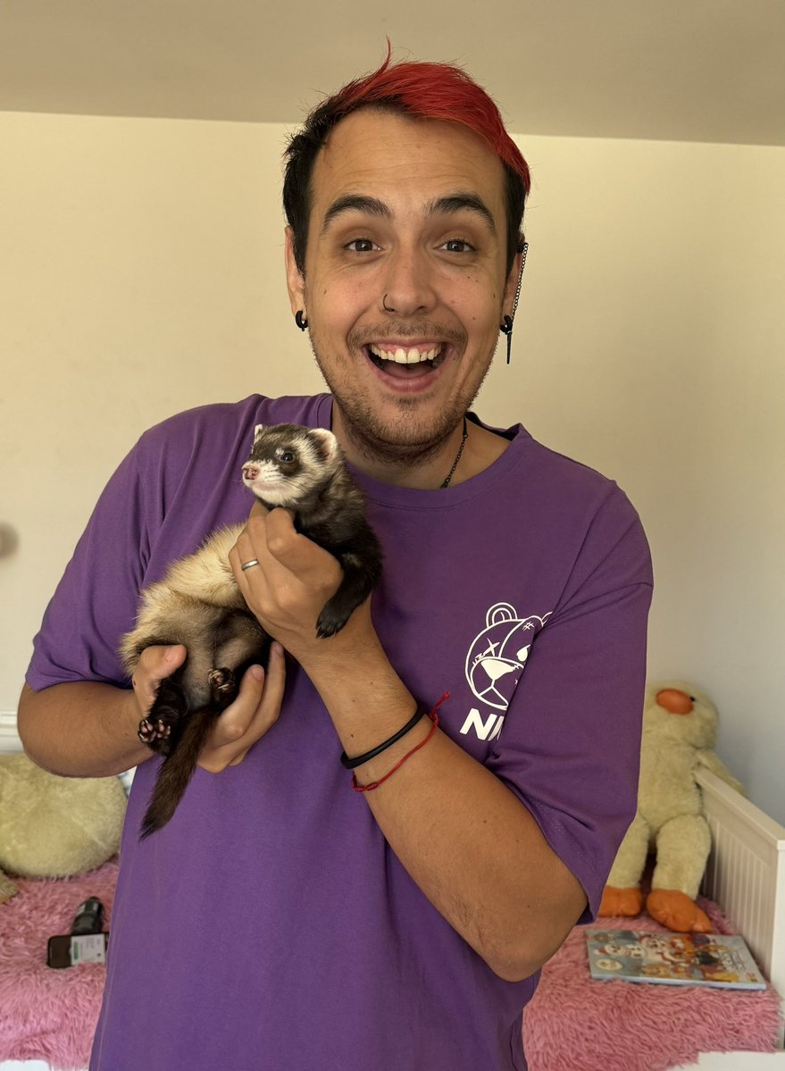 Hoy nos toca despedirnos de Humi y tenemos el corazón roto en mil pedazos. Estamos eternamente agradecidos por todo el amor y la alegría que vivimos juntos durante más de 8 años, y vamos a seguir amándola toda nuestra vida como el primer día que vimos su carita chiquitita y los