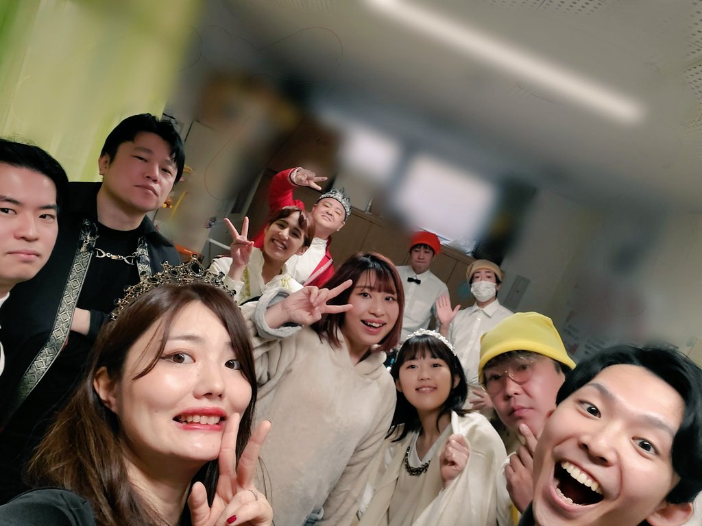 shibaigumitora's tweet image. じつはご縁で児童劇の上演オファーを頂きました！
一部キャストを変えて、白雪姫がかえって参りました！たくさんのこどもたちに楽しんでいただきforCHILDRENの活動幅が広がり、とても嬉しくおもいます！

#forCHILDREN
#とらしら