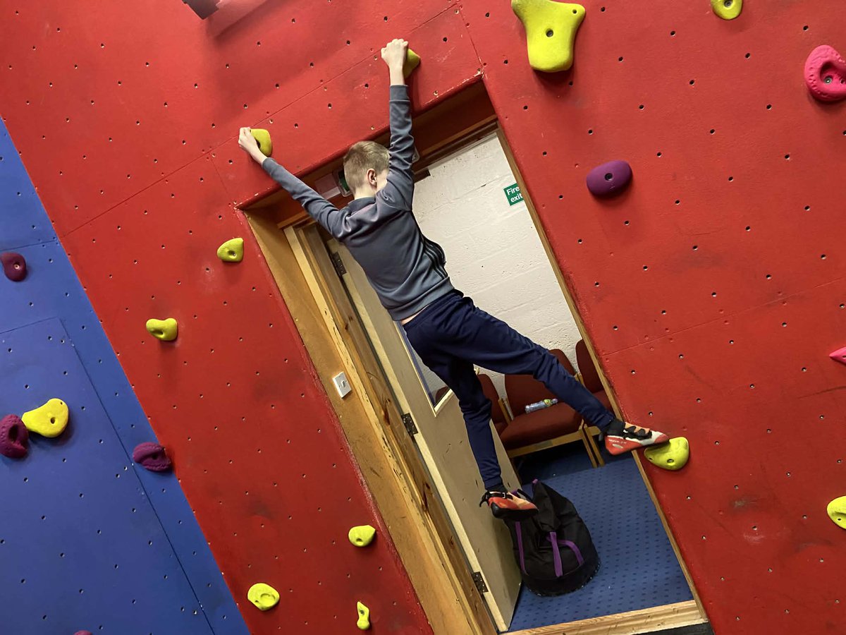 Fair Isle Primary School tweet media