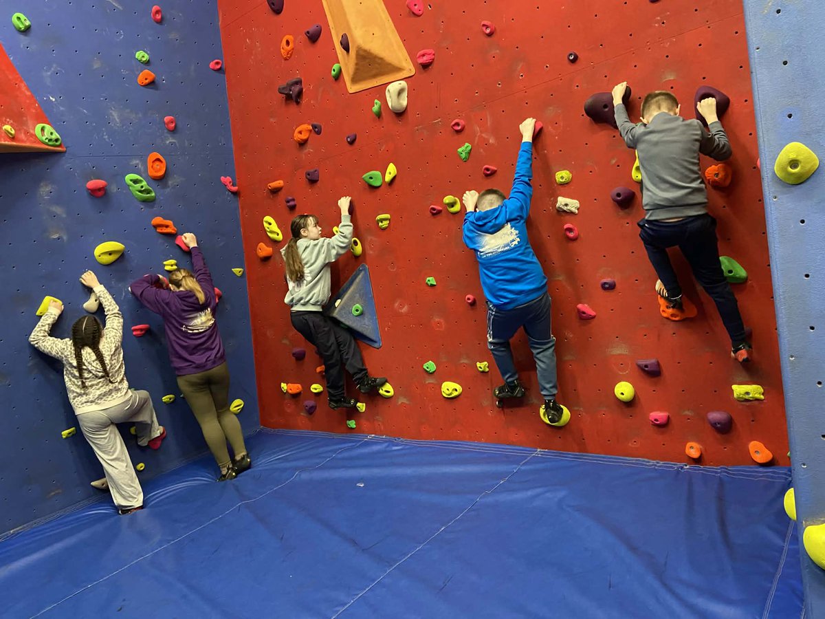 Fair Isle Primary School tweet media