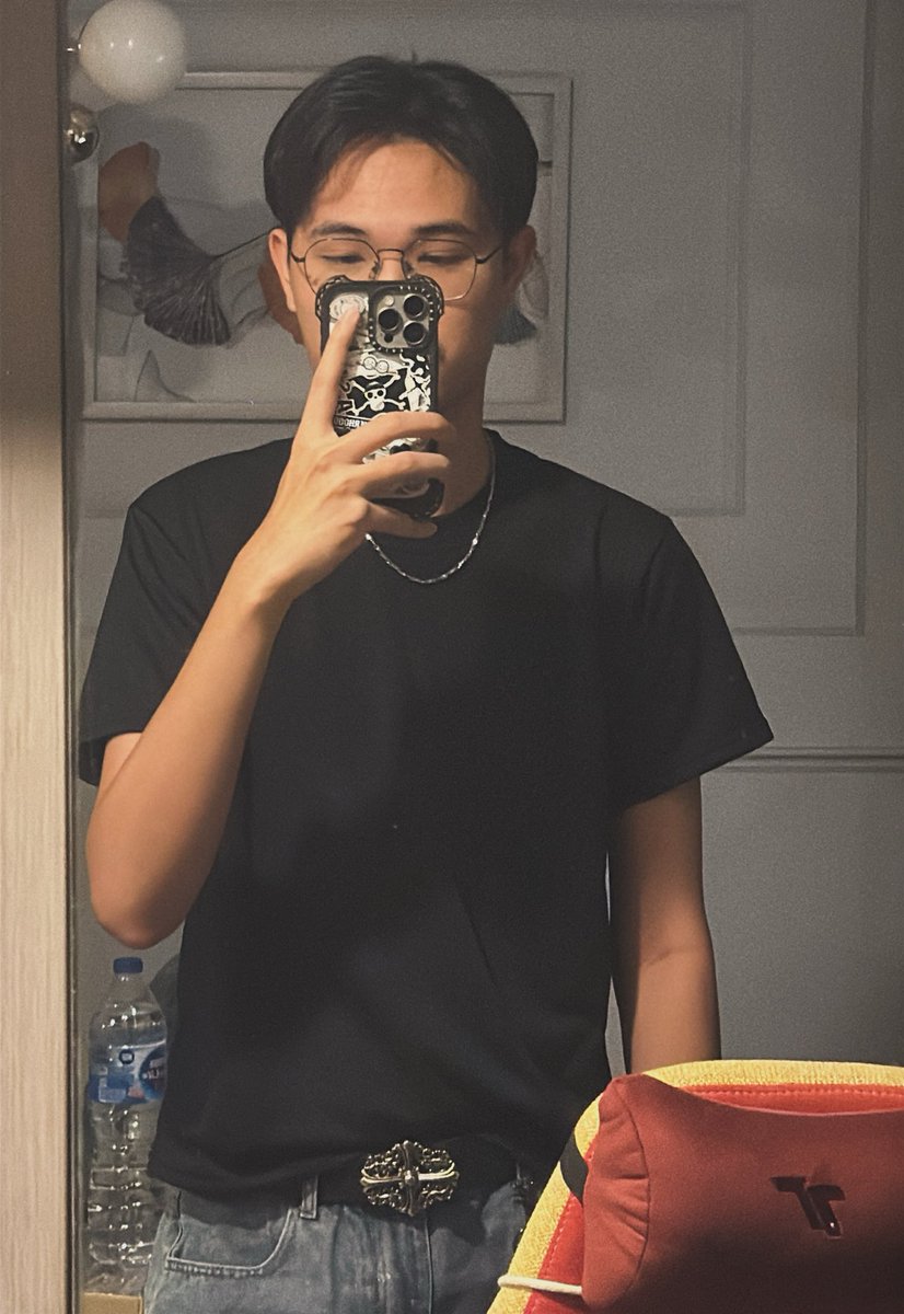 ตะช่าง⛓️ tweet media