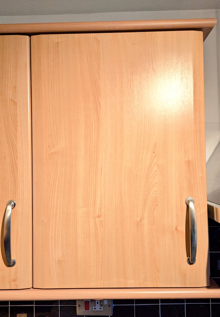 chataboutcakes's tweet image. #kitchen replacement #door needed 🚪 #MFI where would I find one now?