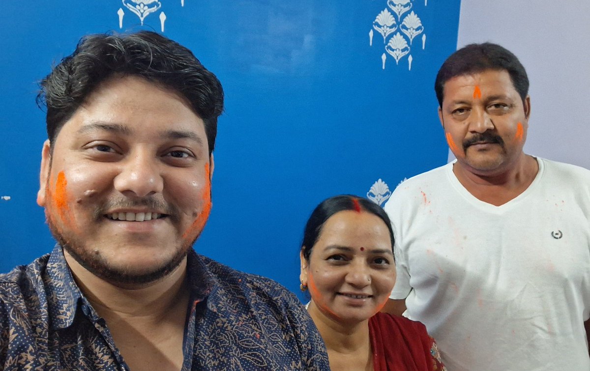 iamVishalRKumar's tweet photo. Happy Holi 🫟 https://t.co/a1Ozuum6PO