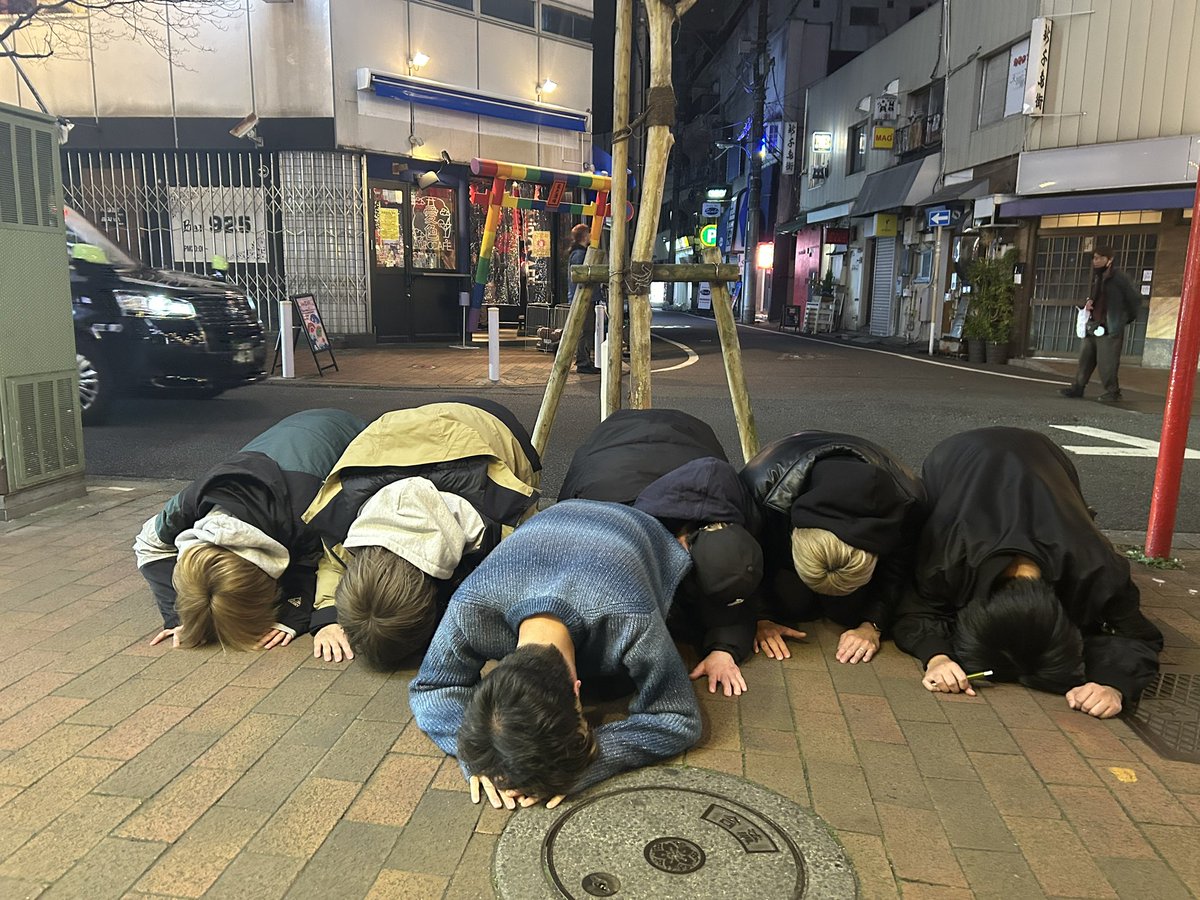 本日のLOVELESSは

ゆうだい
りきや
こだ

でお待ちしてます‼️
よろしくお願いします🫡