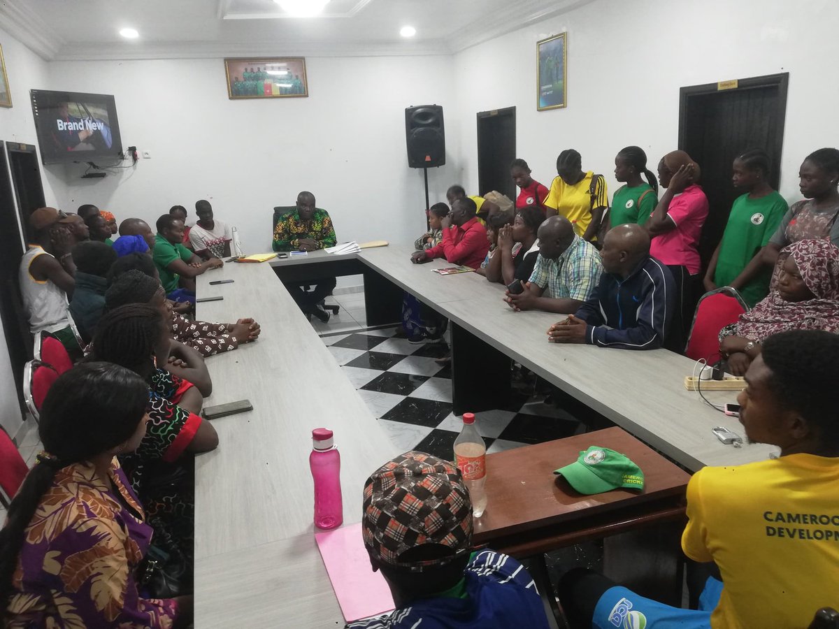 Fecacricket237's tweet photo. Cutting the ts and dotting the is 24 hours before take off to Uganda https://t.co/gk7t8qtrDm
