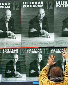boudewijnsteur's tweet photo. Op deze dag in 2002 behaalde Pim Fortuyn met Leefbaar Rotterdam een historische overwinning bij de gemeenteraadsverkiezingen in Rotterdam. Vanuit het niets haalde de partij zeventien zetels (34,7 % van de stemmen). 's Avonds was het memorabele debat met lijststrekkers op tv https://t.co/waTJCUVoZ8